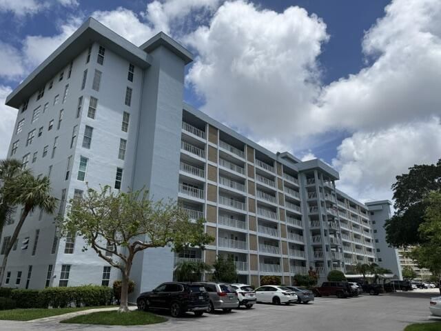 3080 N Course Drive, Unit 407, Pompano Beach, FL 33069 Photo