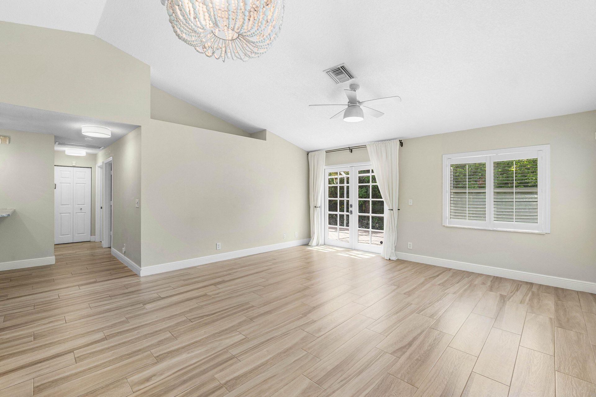 1215 E Lancewood Place, Delray Beach, FL 33445 Photo