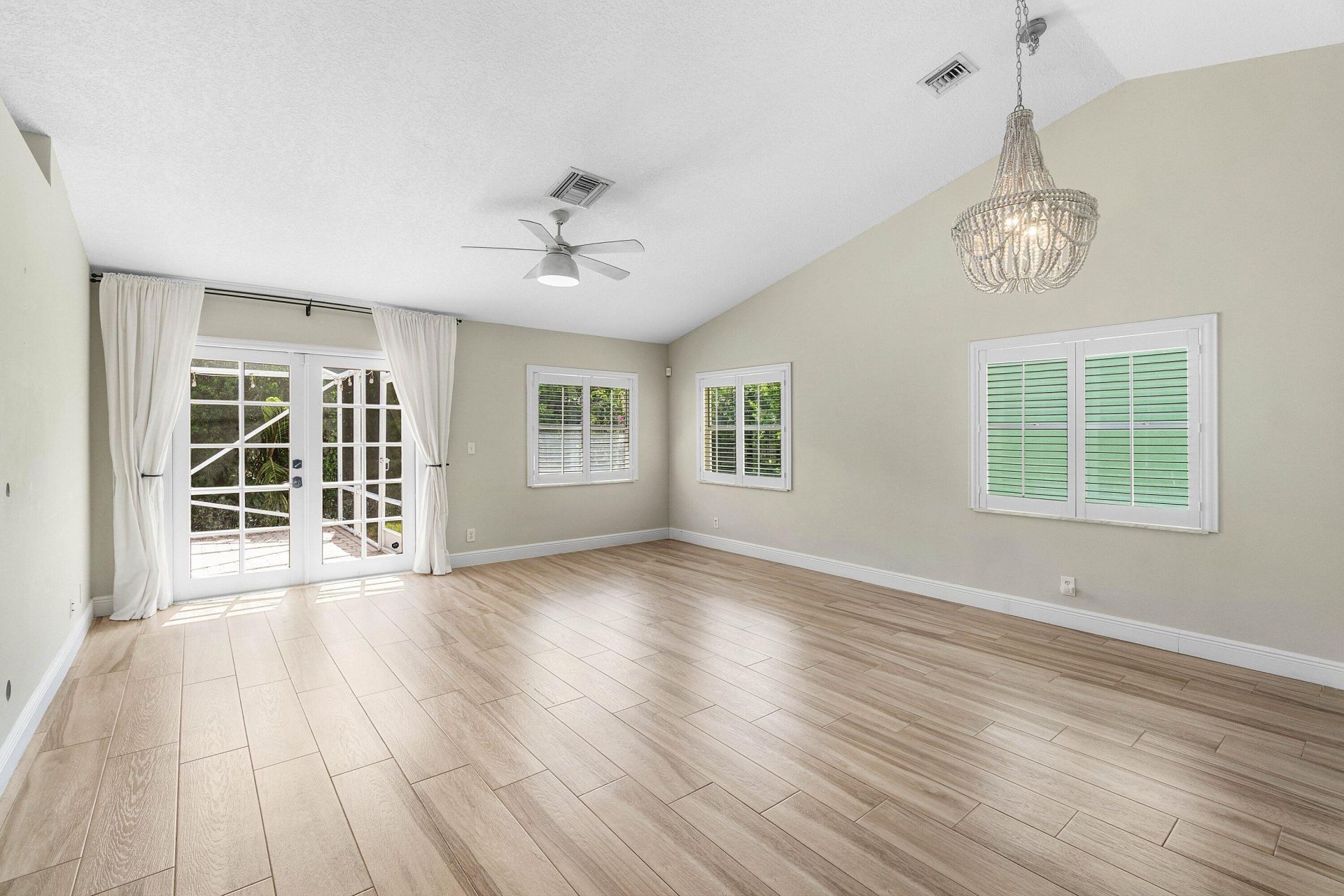 1215 E Lancewood Place, Delray Beach, FL 33445 Photo