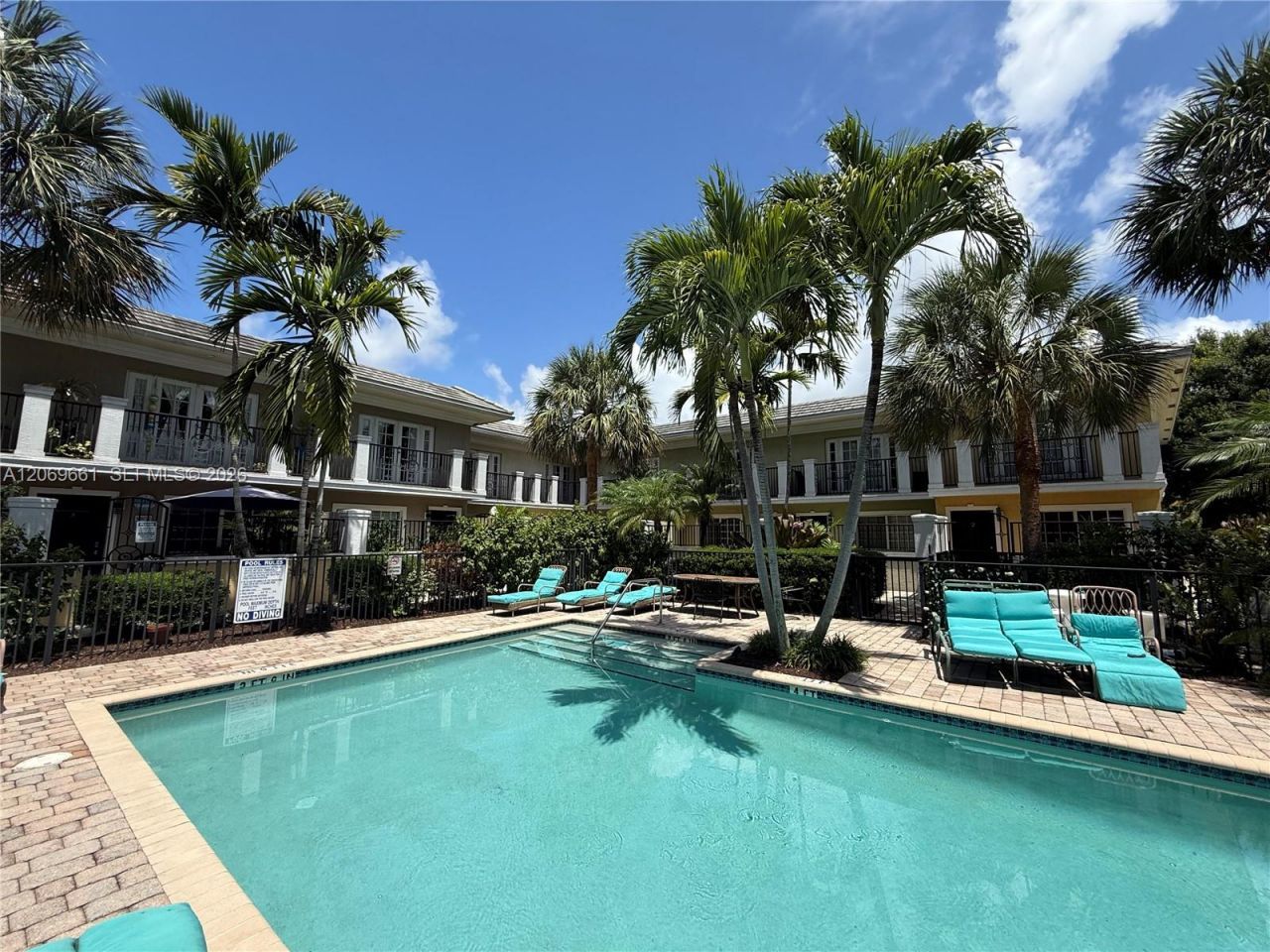 1000 Palm Trl , Unit 3, Delray Beach, FL 33483 Photo