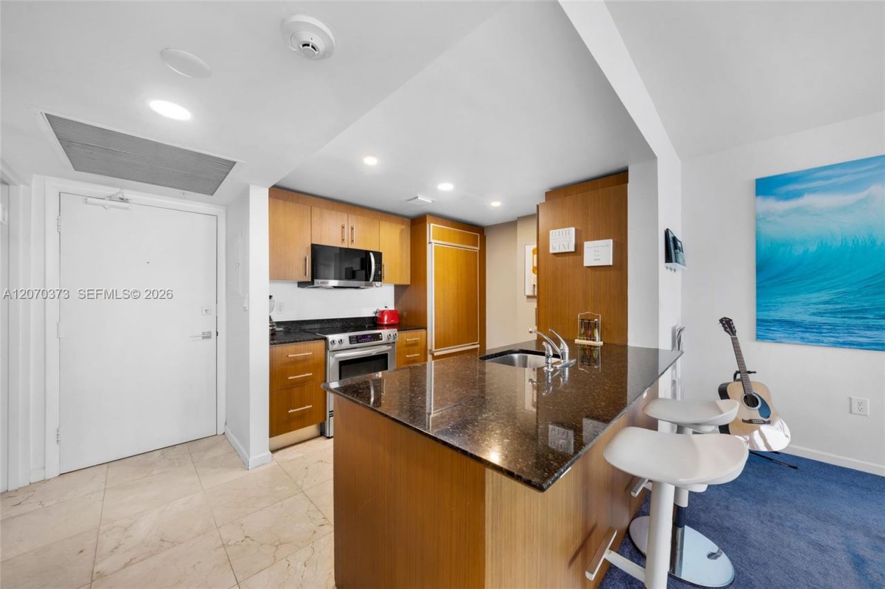 10275 Collins Ave , Unit 1507, Bal Harbour, FL 33154 Photo