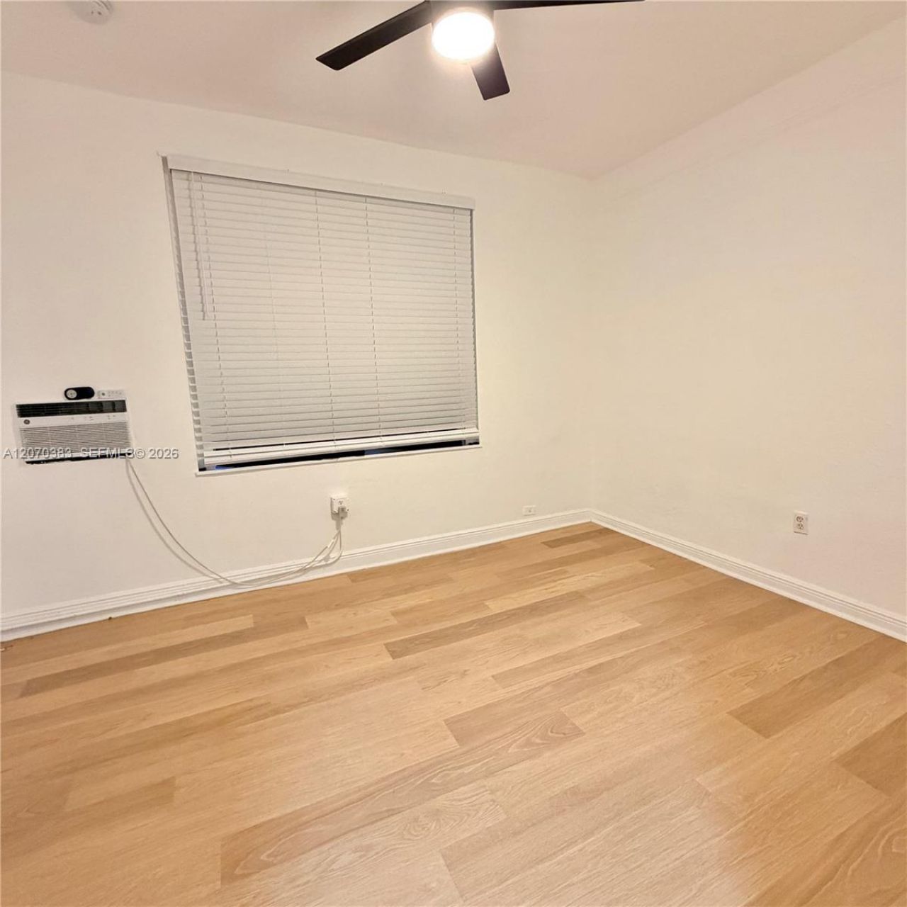 3433 Garden Ave, Unit 10, Miami Beach, FL 33140 Photo