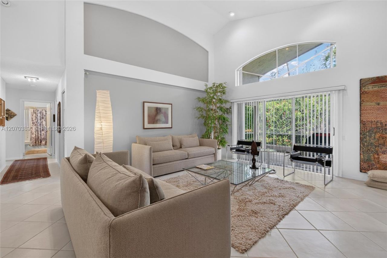 7318 Amber Falls Ln , Boynton Beach, FL 33437 Photo