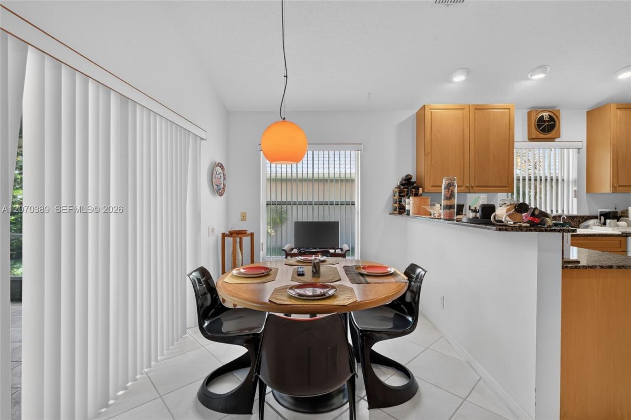 7318 Amber Falls Ln , Boynton Beach, FL 33437 Photo