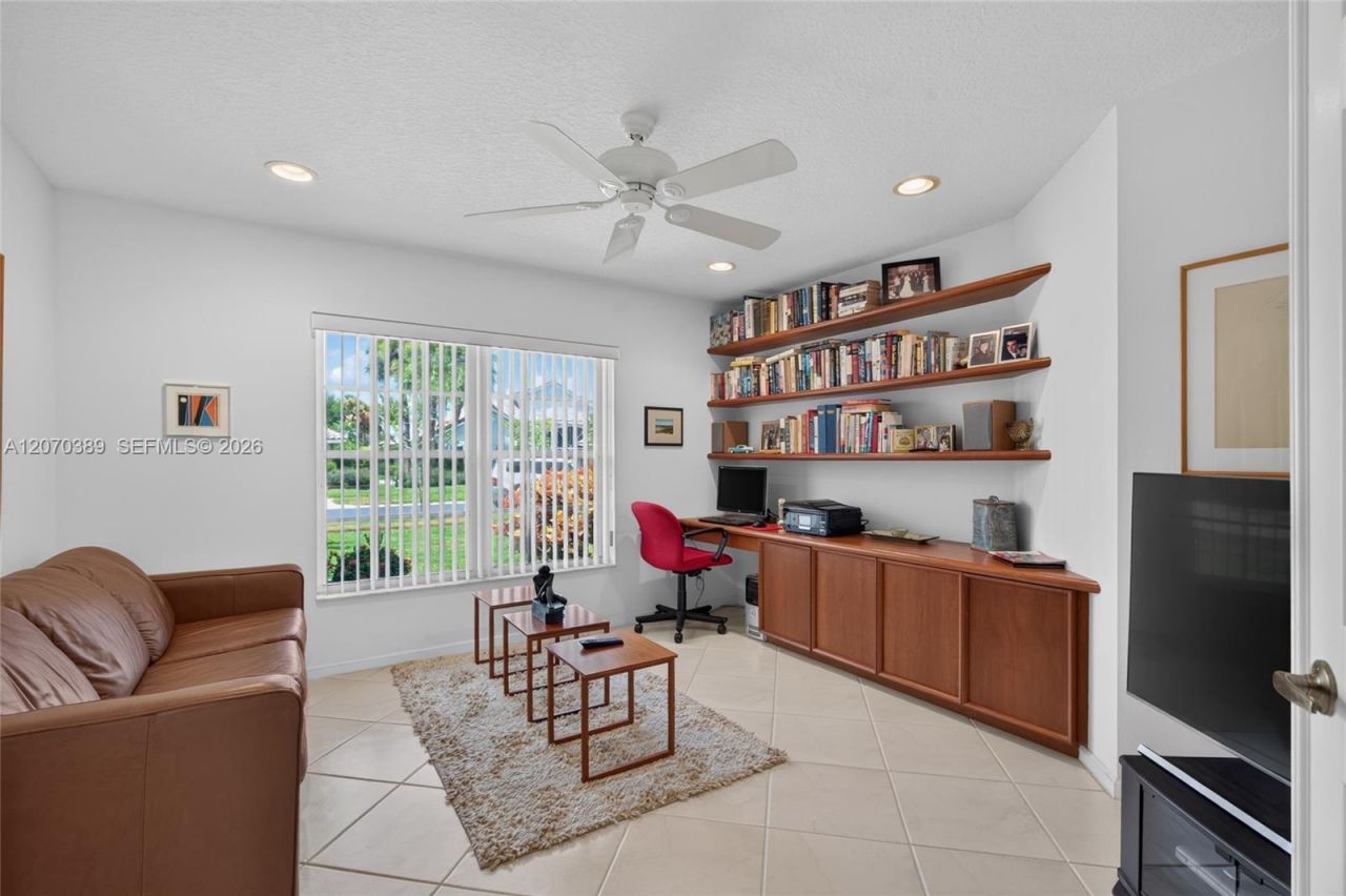 7318 Amber Falls Ln , Boynton Beach, FL 33437 Photo