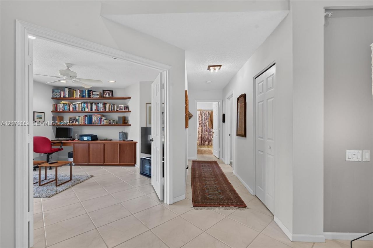 7318 Amber Falls Ln , Boynton Beach, FL 33437 Photo