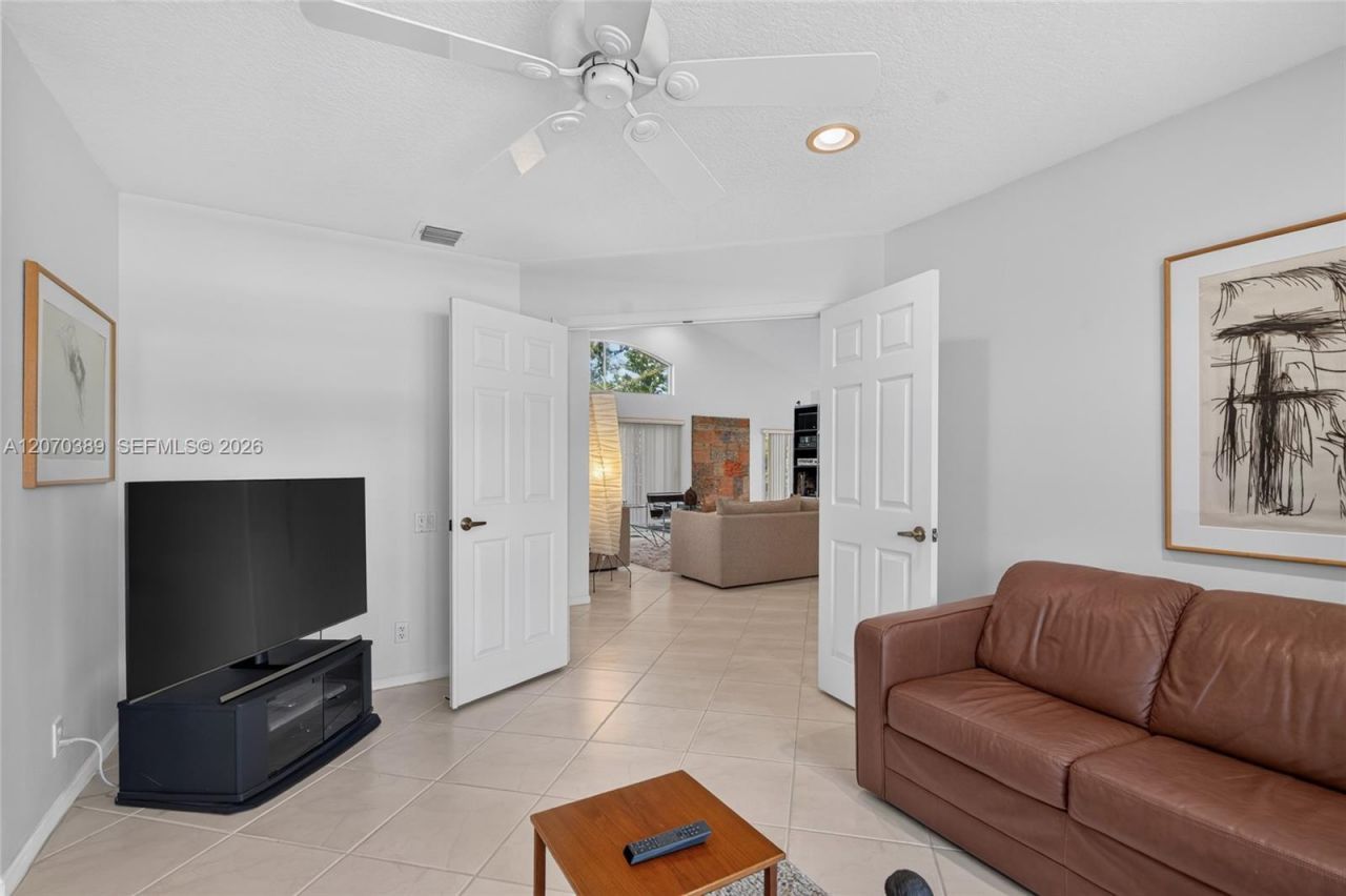 7318 Amber Falls Ln , Boynton Beach, FL 33437 Photo