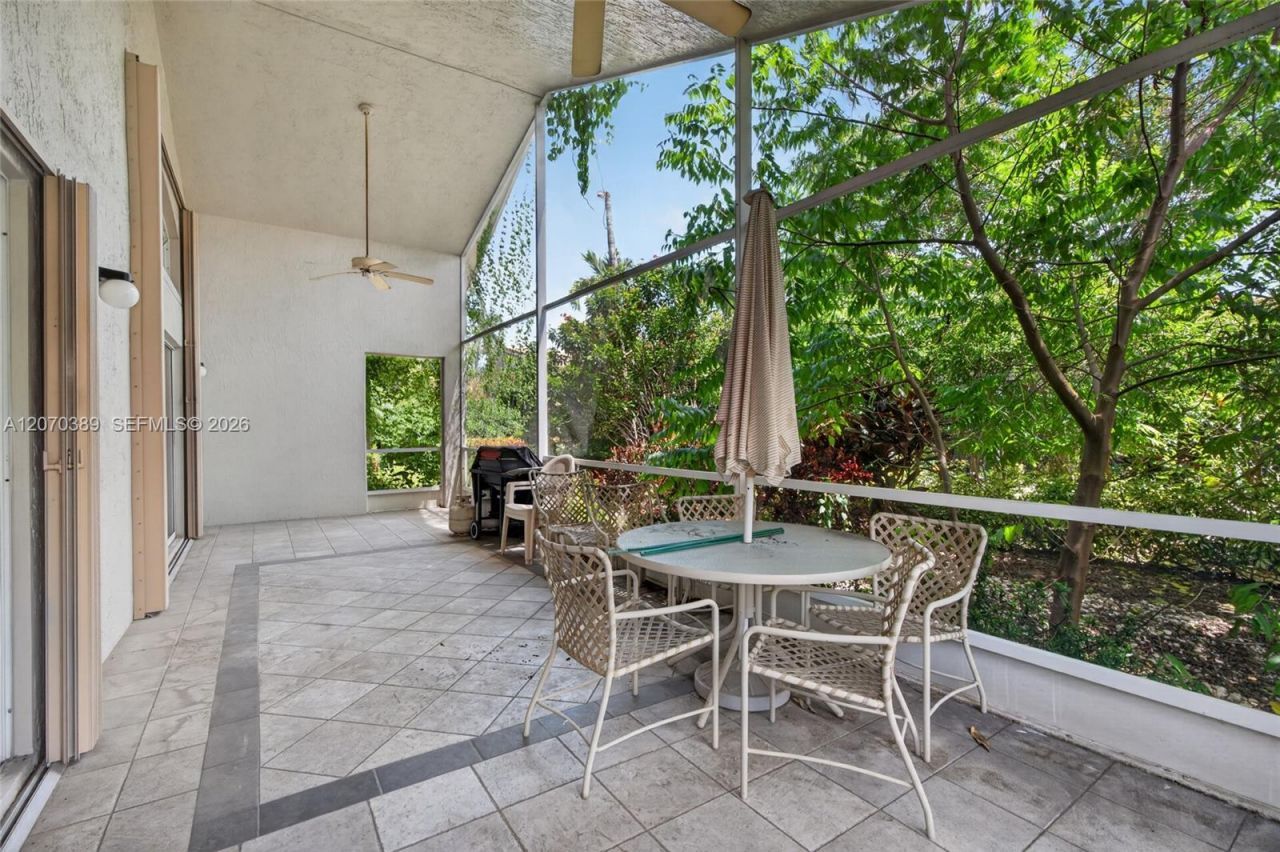 7318 Amber Falls Ln , Boynton Beach, FL 33437 Photo