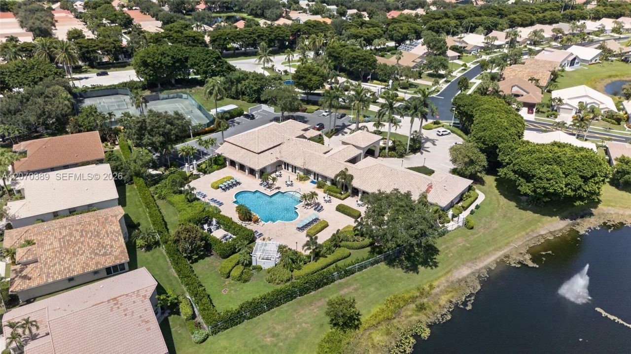 7318 Amber Falls Ln , Boynton Beach, FL 33437 Photo