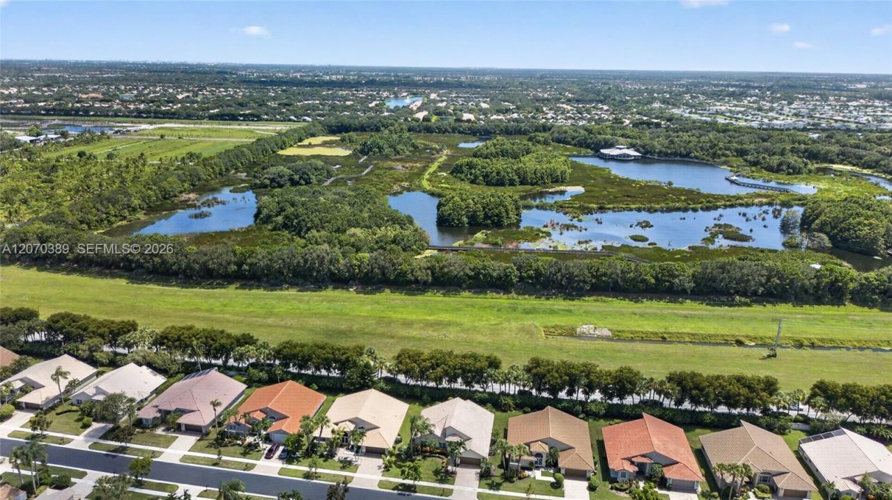 7318 Amber Falls Ln , Boynton Beach, FL 33437 Photo