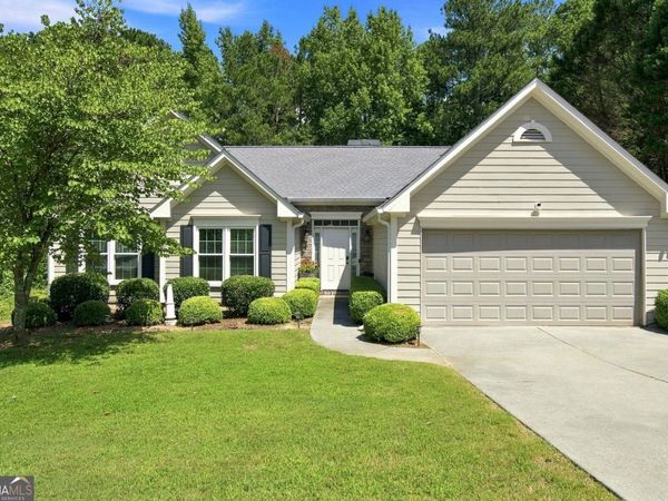 517 Huntgate Road, Woodstock, GA 30189