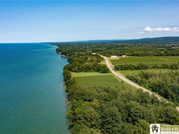 10283 W Lake Road , Ripley, NY 14775