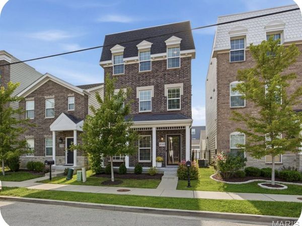 2020 Hereford Street , St Louis, MO 63110
