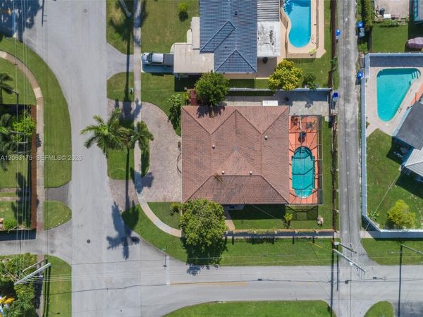 3134 Pierce St , Hollywood, FL 33021