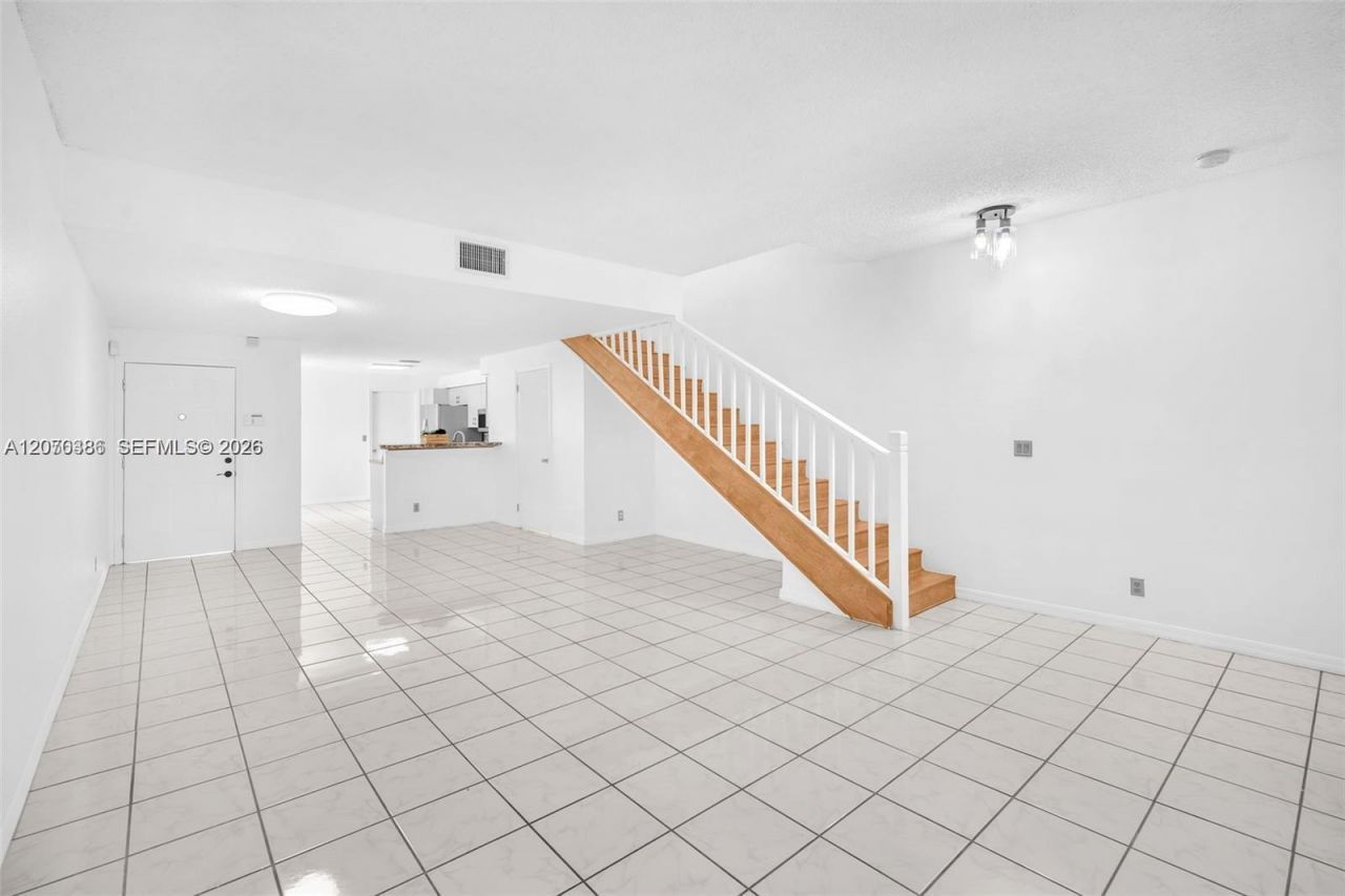 800 Sorrento Dr., Unit 2, Weston, FL 33326 Photo