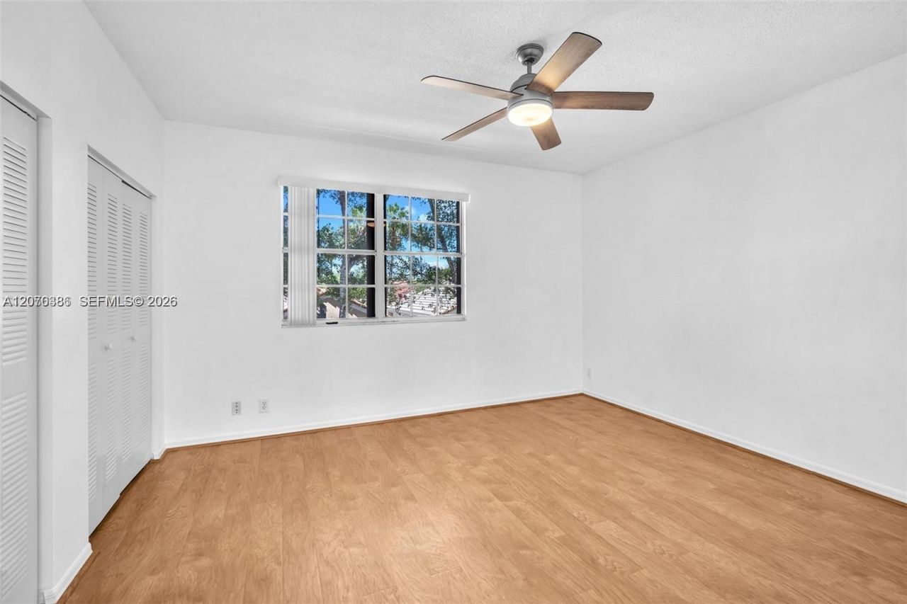 800 Sorrento Dr., Unit 2, Weston, FL 33326 Photo