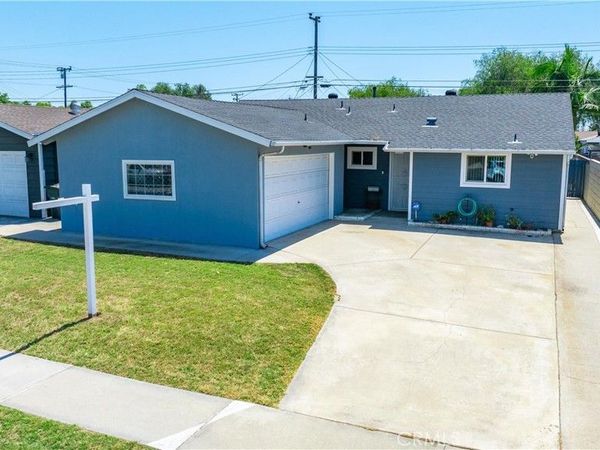 11534 Elvins, Lakewood, CA 90715
