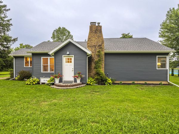 10084 Gast Road, Bridgman, MI 49106