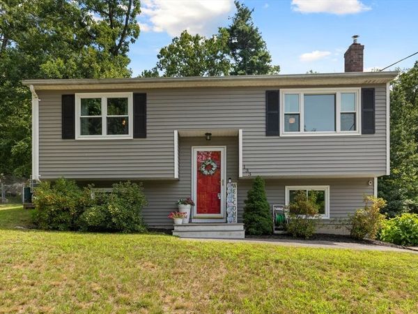 133 Willowdale Rd, Tyngsborough, MA 01879