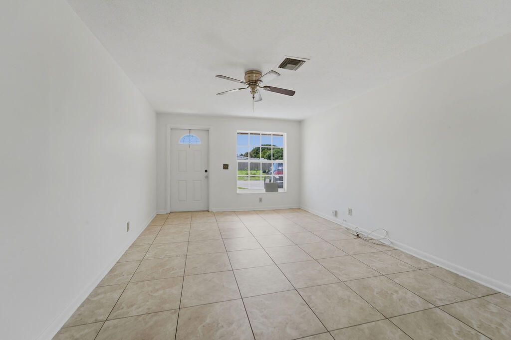 1500 W 13th Street W, Riviera Beach, FL 33404 Photo