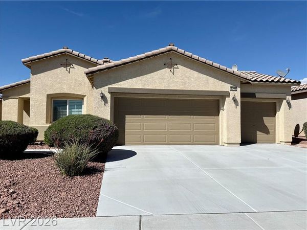 5290 E La Campana Drive , Pahrump, NV 89061