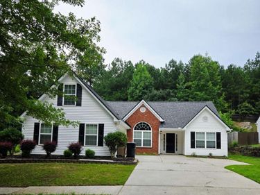2145 Mina Lane Drive, Buford, GA 30518