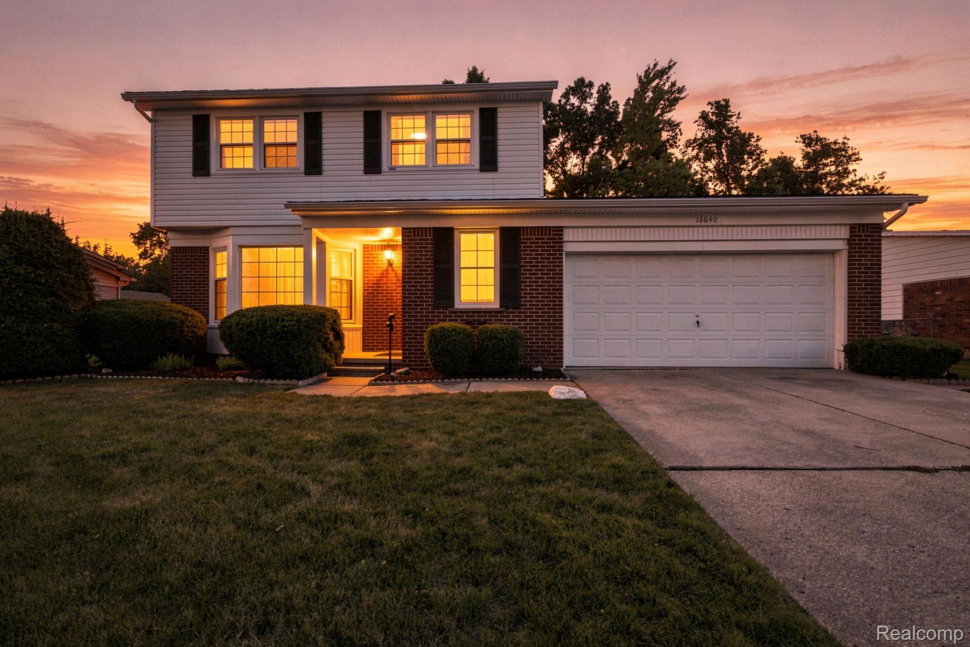 16640 Truwood Street, Woodhaven, Mi 48183 Main Photo