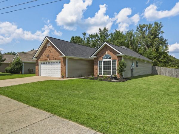 102 Blossom Ct , White House, TN 37188