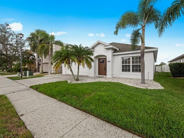 9808 Gladiolus Bulb LOOP, FORT MYERS, FL 33908