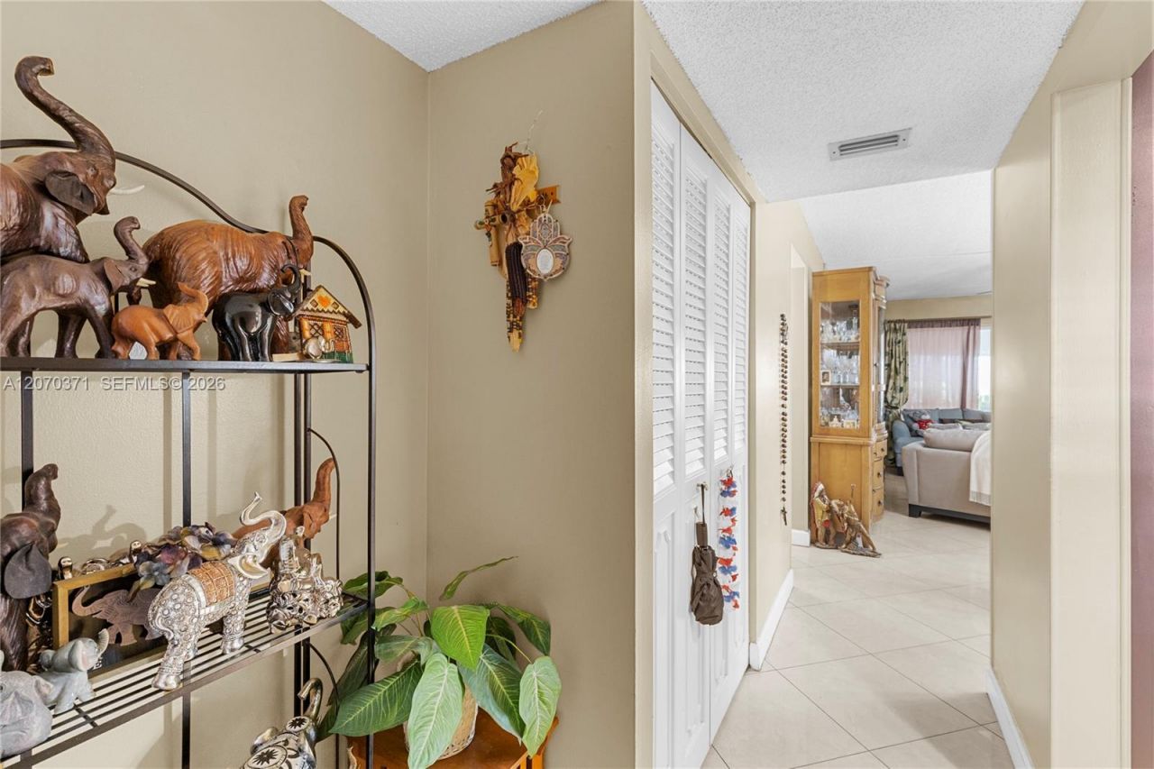 3170 Holiday Springs Blvd, Unit 6-105, Margate, FL 33063 Photo