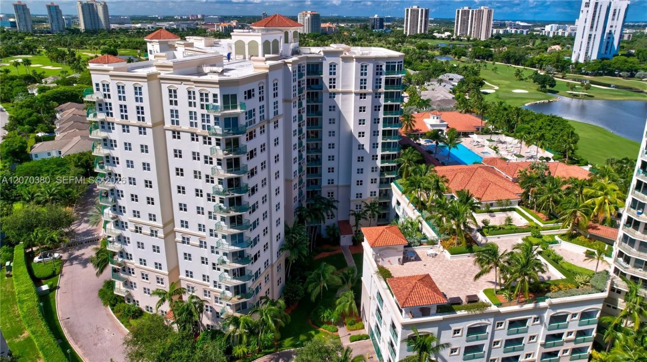 19900 E Country Club Dr, Unit 805, Aventura, FL 33180 Photo
