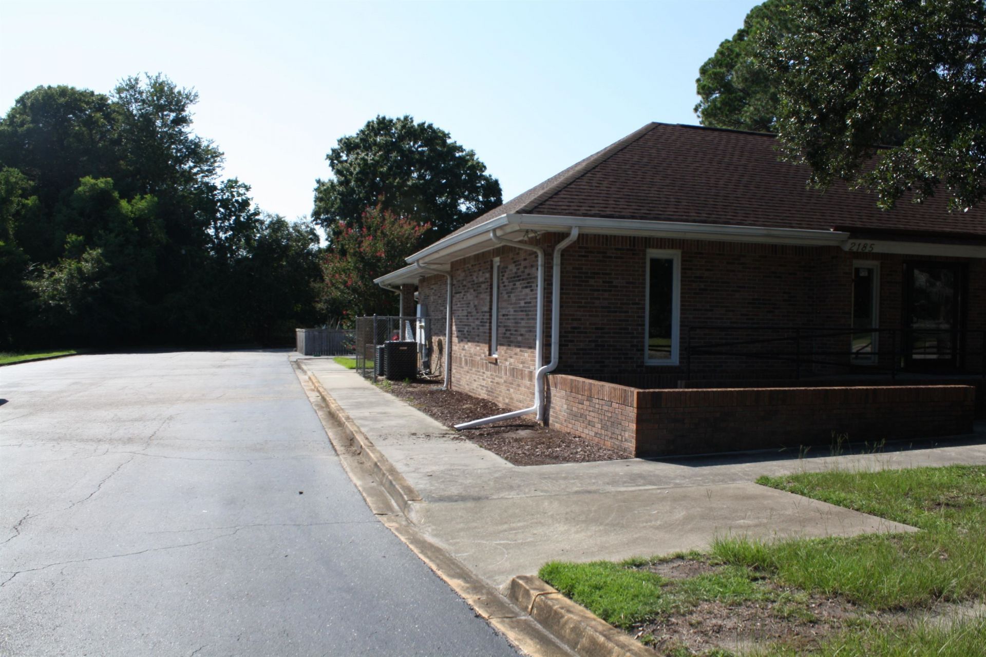2185 N Fraser St. Photo 17