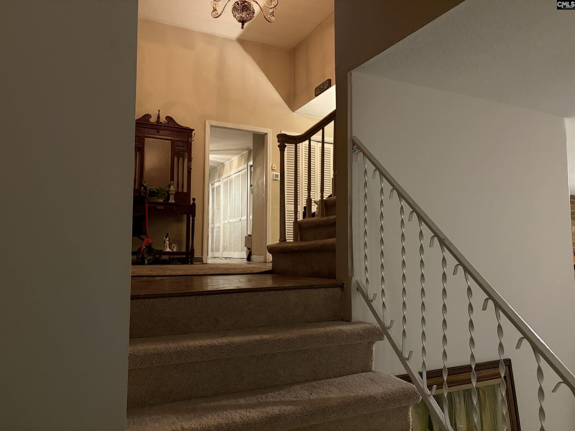 345 Marion Street Photo 13
