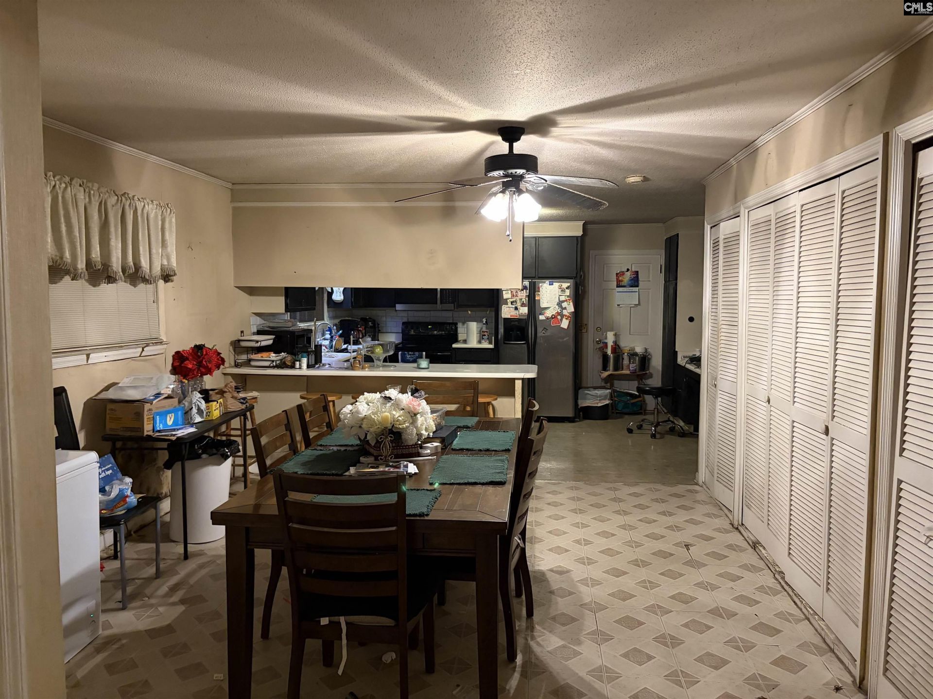 345 Marion Street Photo 6