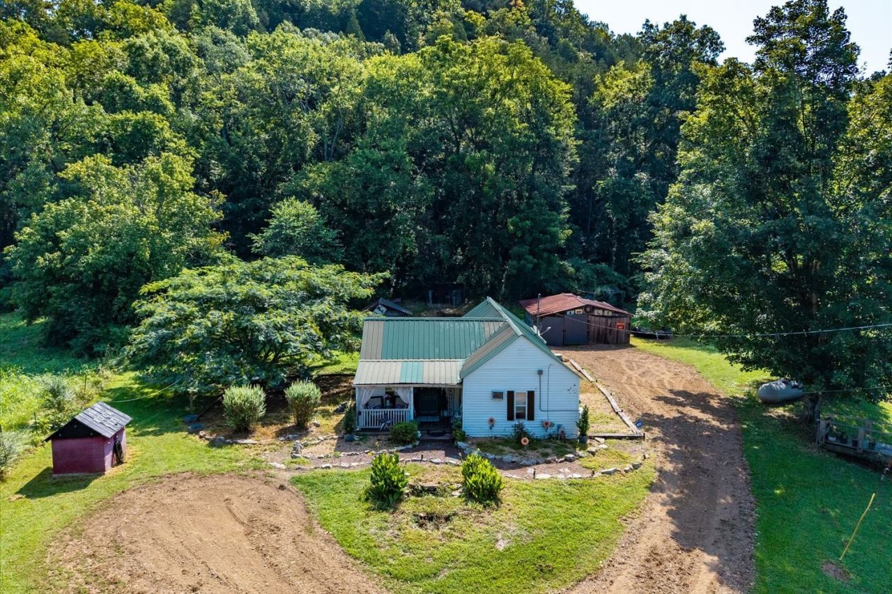 5360 Pond Creek Rd, Pegram, TN 37143 Main Photo