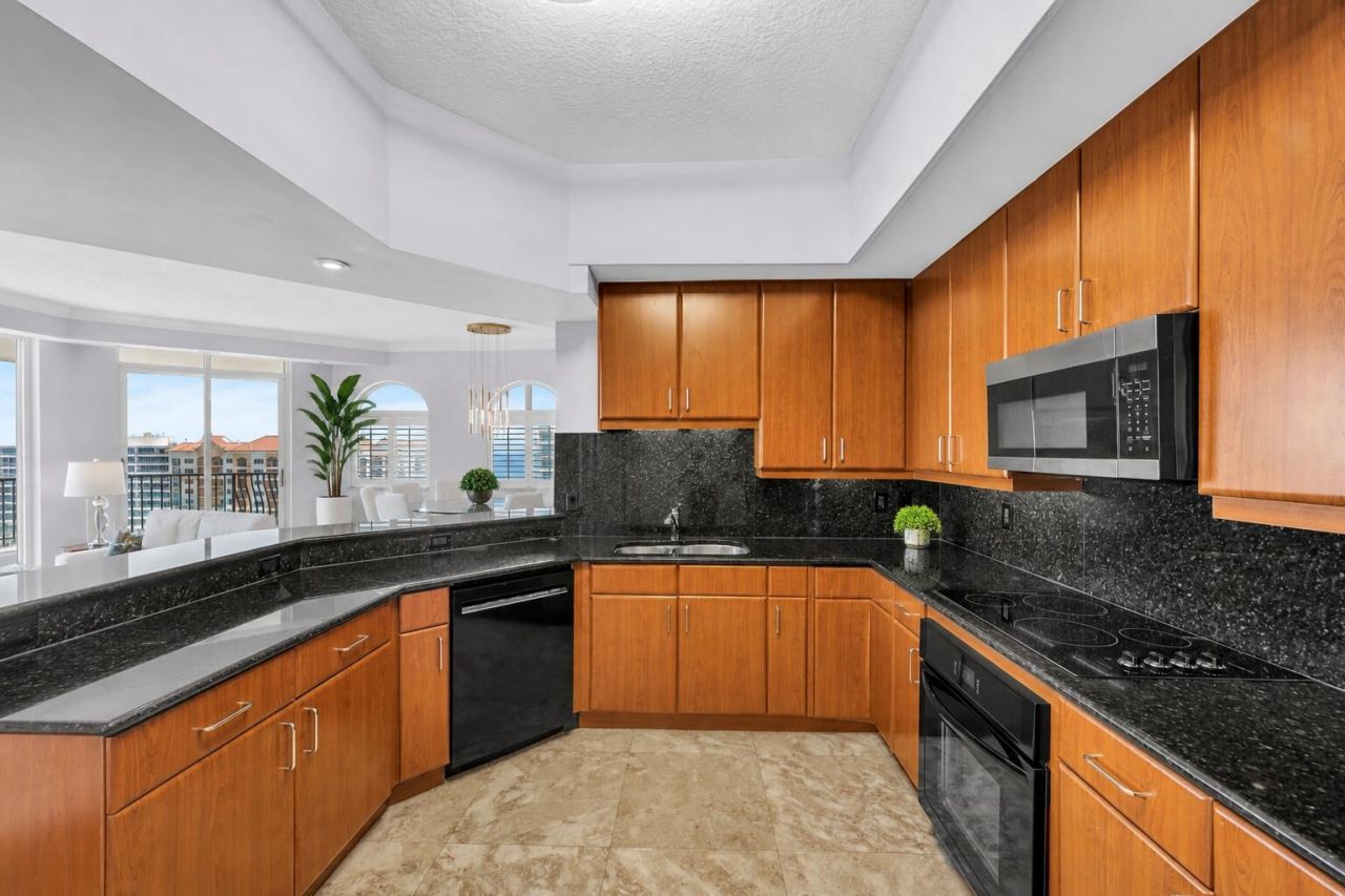100 S Birch Road, Unit 2705D, Fort Lauderdale, FL 33316 Photo