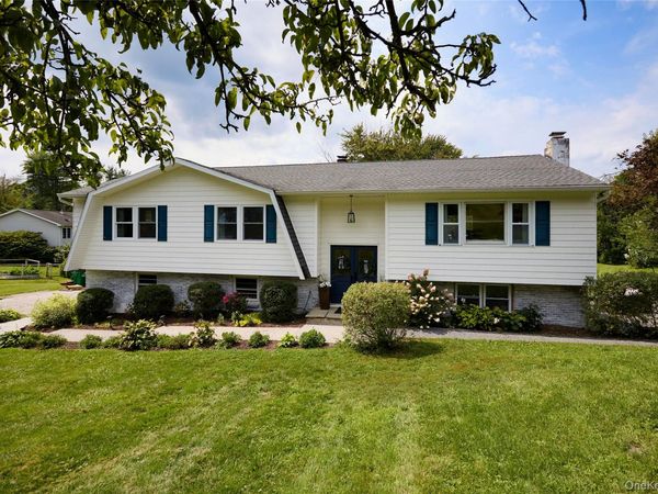 26 Hoof Print Road, Millbrook, NY 12545