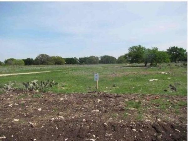 310 Yellowstone Drive, Oglesby, TX 76561
