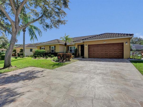 4142 NW 58TH Drive, Coconut Creek, FL 33073