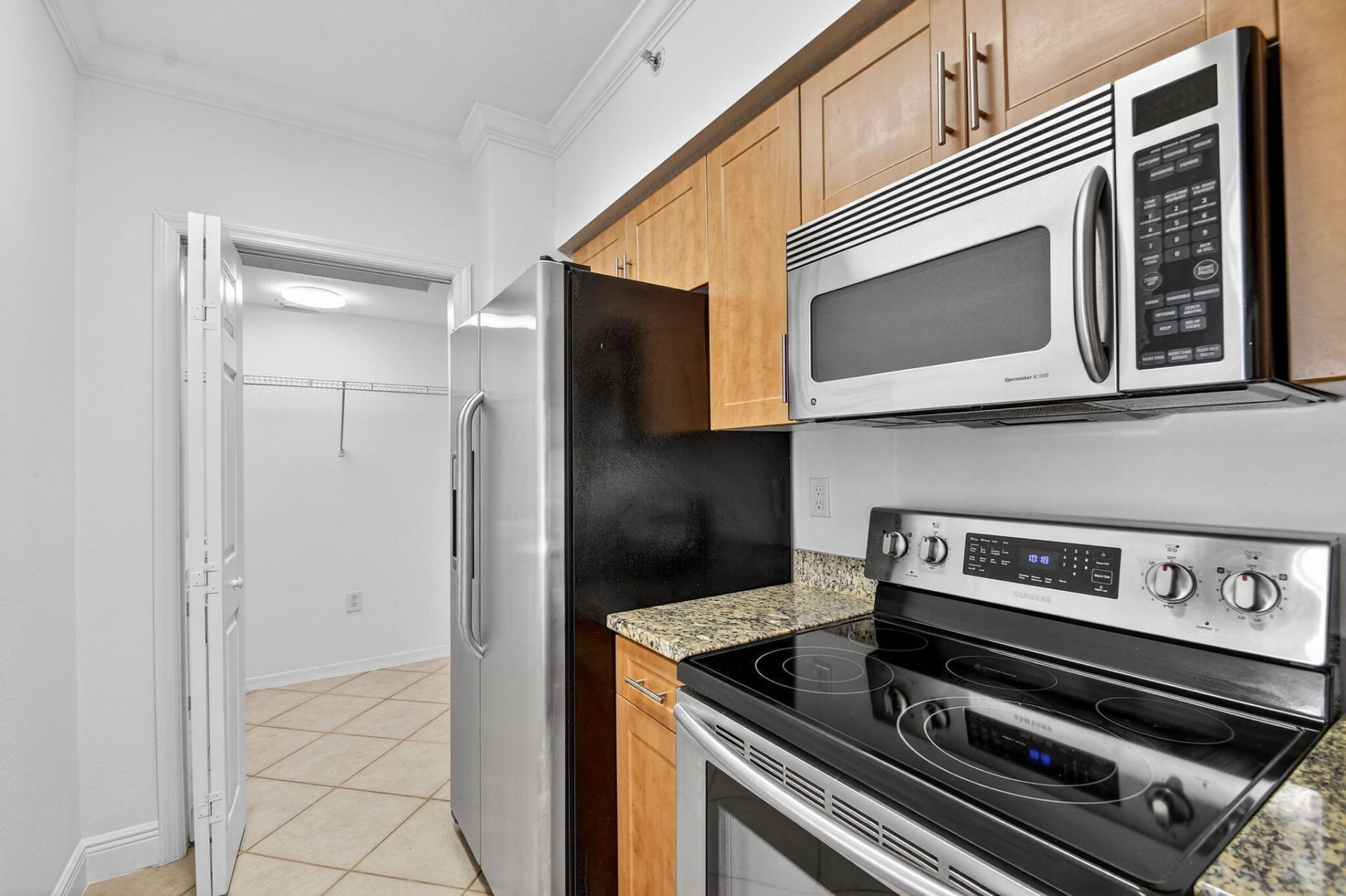 6511 Emerald Dunes Drive, Unit 304, West Palm Beach, FL 33411 Photo