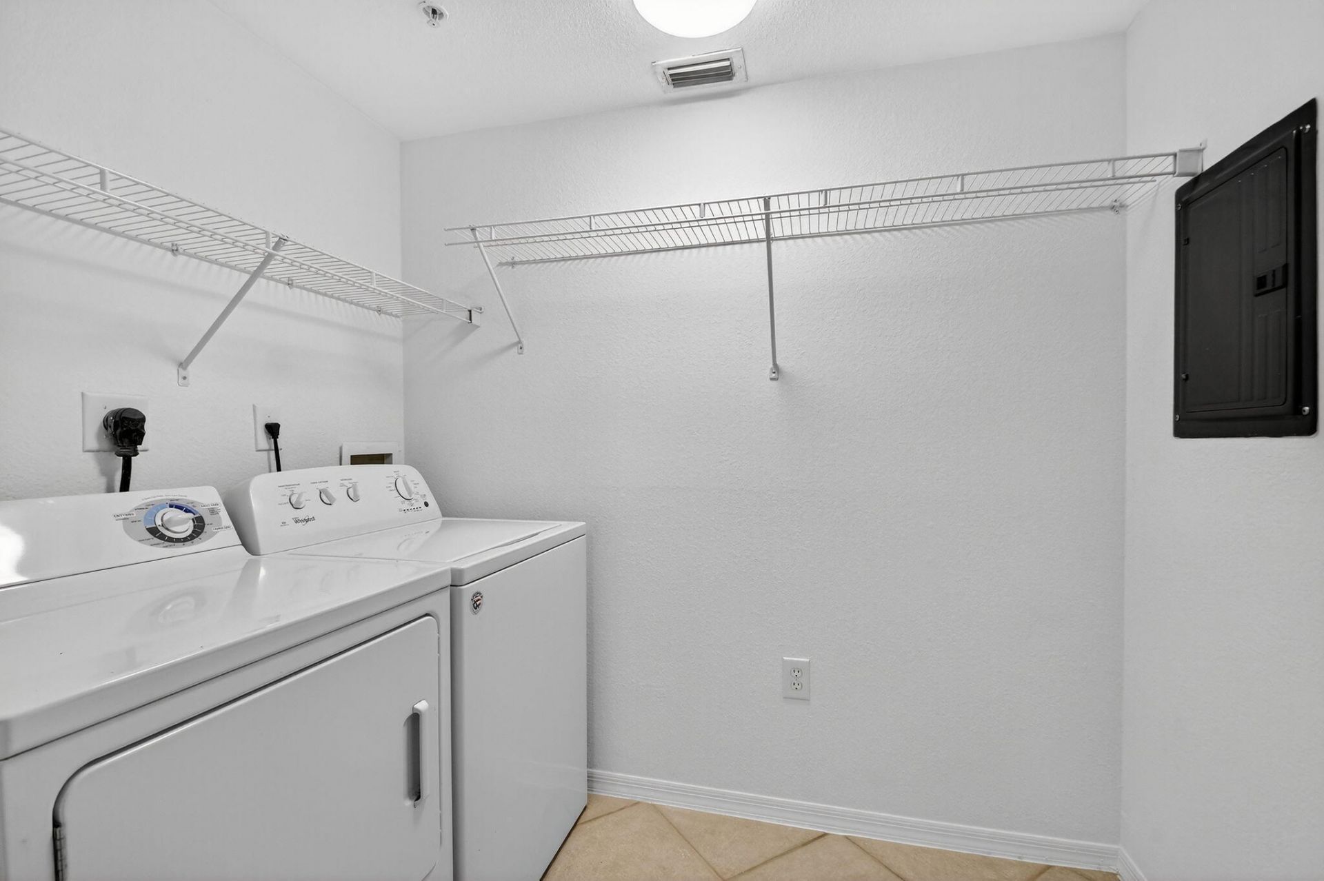 6511 Emerald Dunes Drive, Unit 304, West Palm Beach, FL 33411 Photo