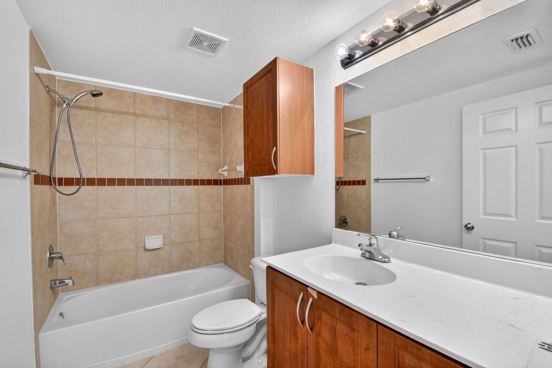 6511 Emerald Dunes Drive, Unit 304, West Palm Beach, FL 33411 Photo