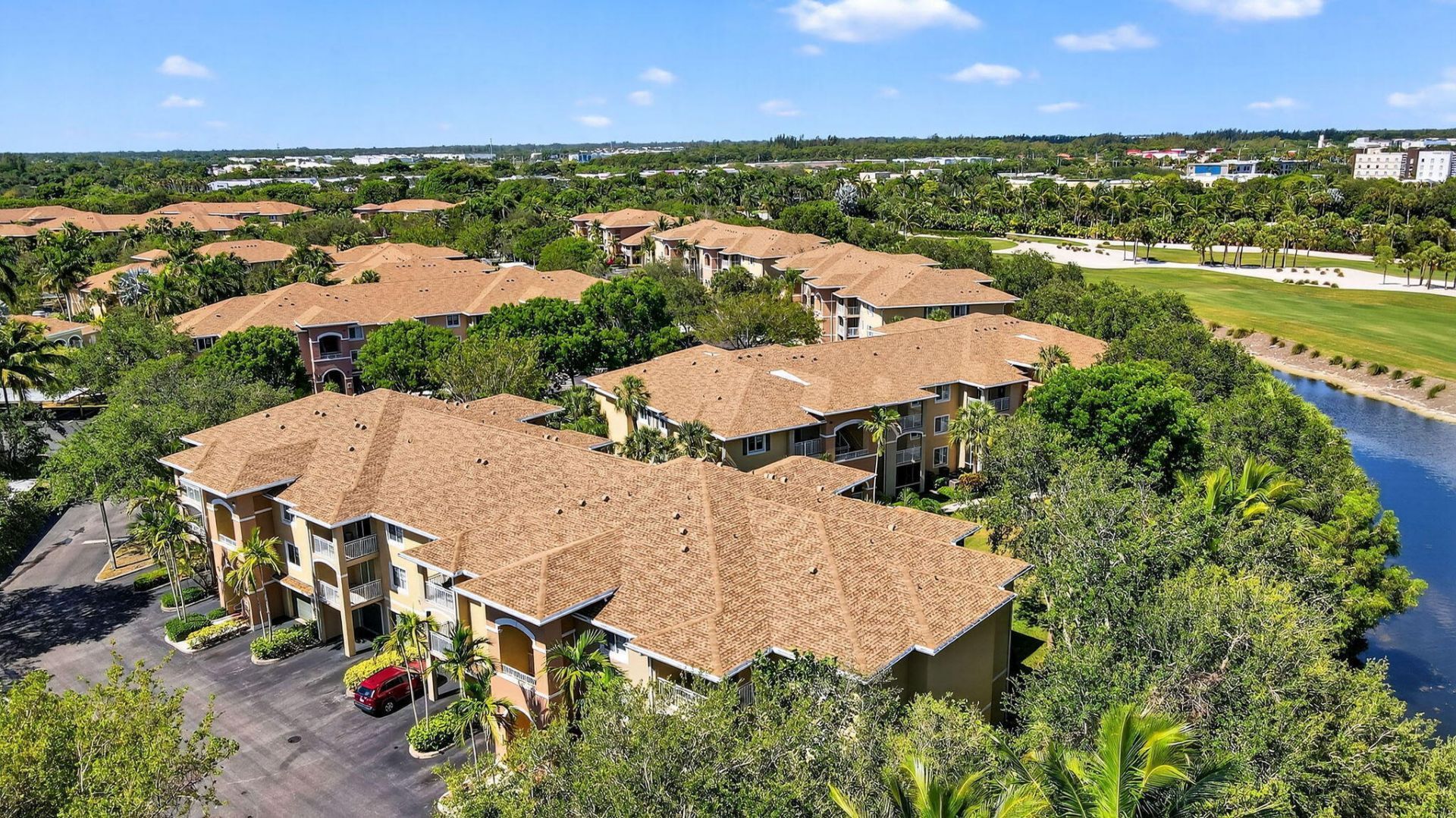 6511 Emerald Dunes Drive, Unit 304, West Palm Beach, FL 33411 Photo