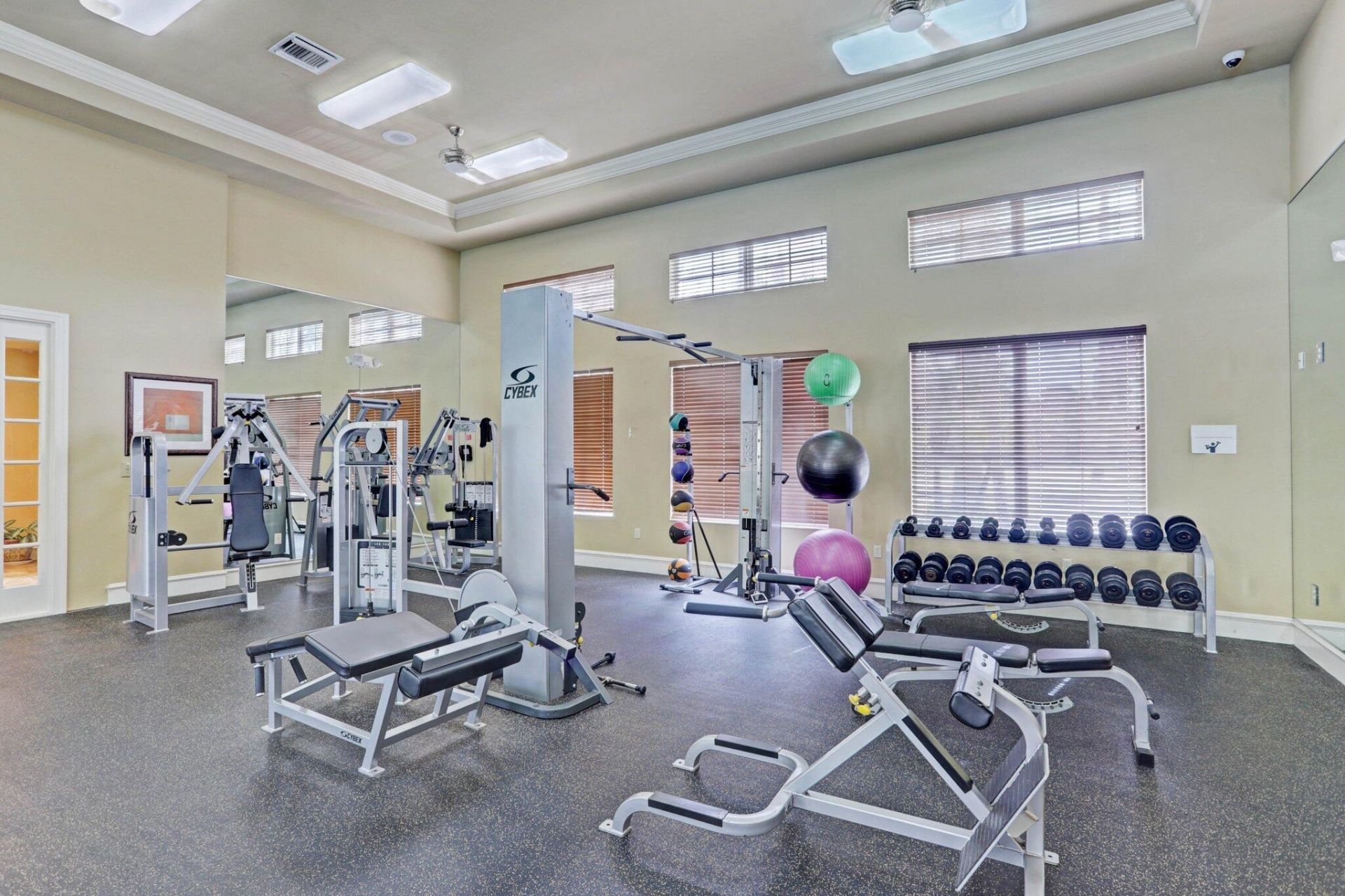 6511 Emerald Dunes Drive, Unit 304, West Palm Beach, FL 33411 Photo