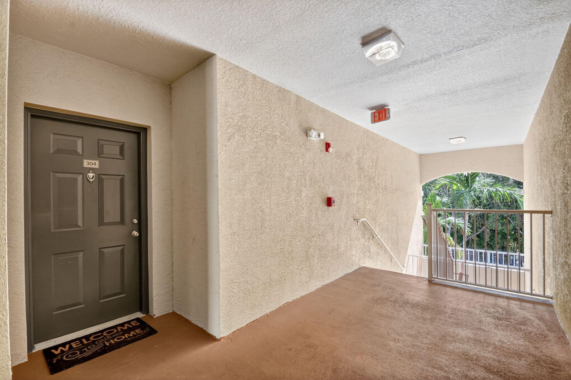 6511 Emerald Dunes Drive, Unit 304, West Palm Beach, FL 33411 Photo