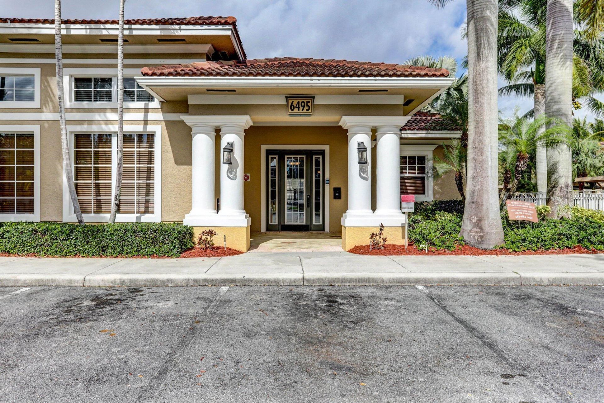 6511 Emerald Dunes Drive, Unit 304, West Palm Beach, FL 33411 Photo