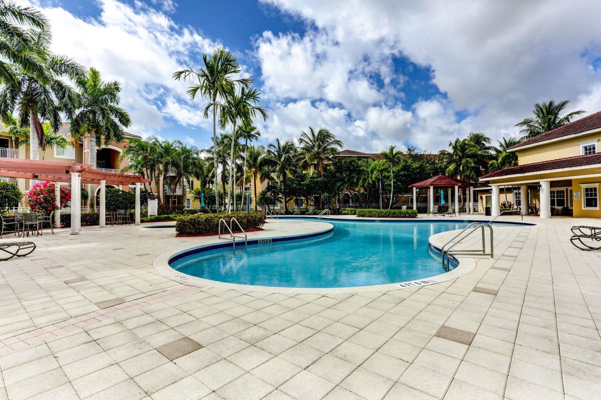6511 Emerald Dunes Drive, Unit 304, West Palm Beach, FL 33411 Photo