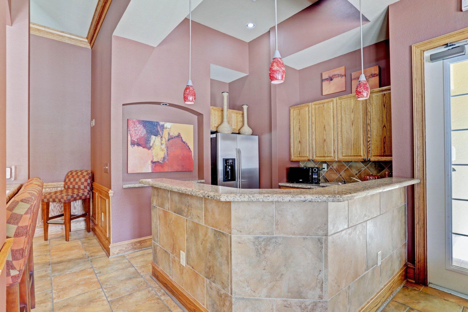 6511 Emerald Dunes Drive, Unit 304, West Palm Beach, FL 33411 Photo
