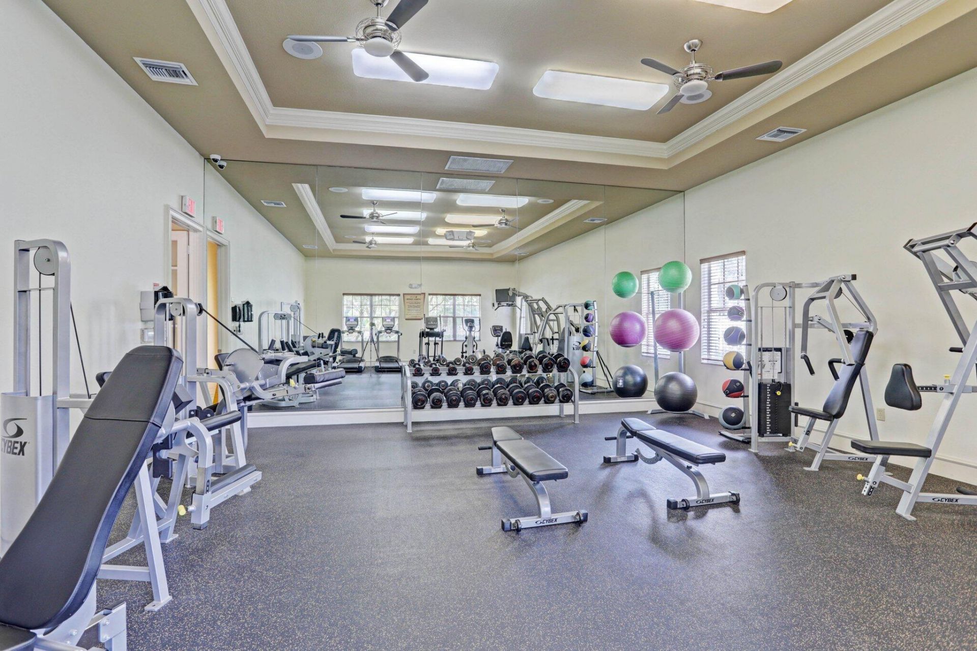 6511 Emerald Dunes Drive, Unit 304, West Palm Beach, FL 33411 Photo