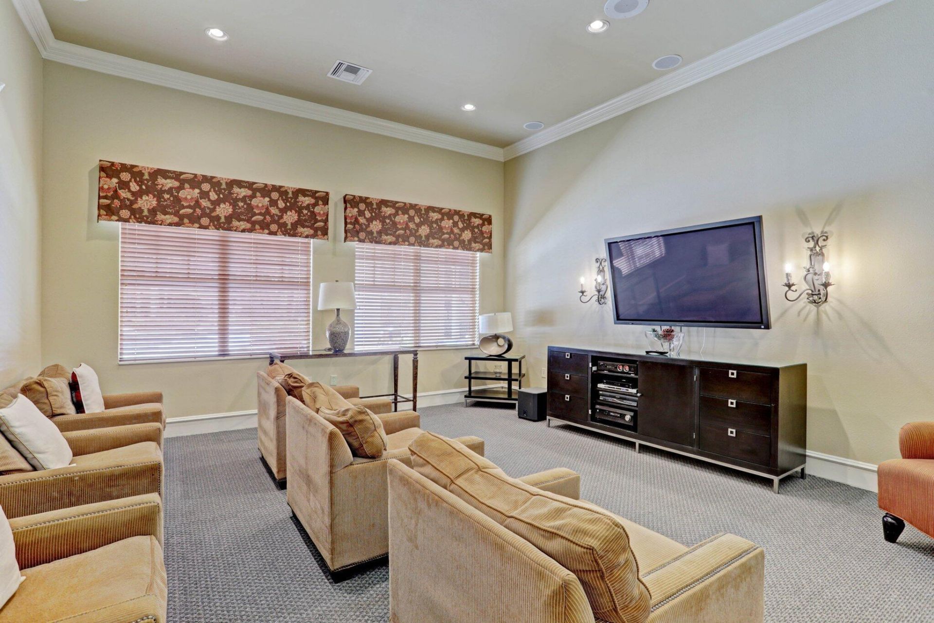 6511 Emerald Dunes Drive, Unit 304, West Palm Beach, FL 33411 Photo